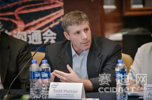 媒体采访特写-Todd
